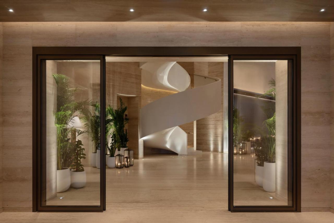 The Dubai Edition 외부 사진 The entrance of the hotel