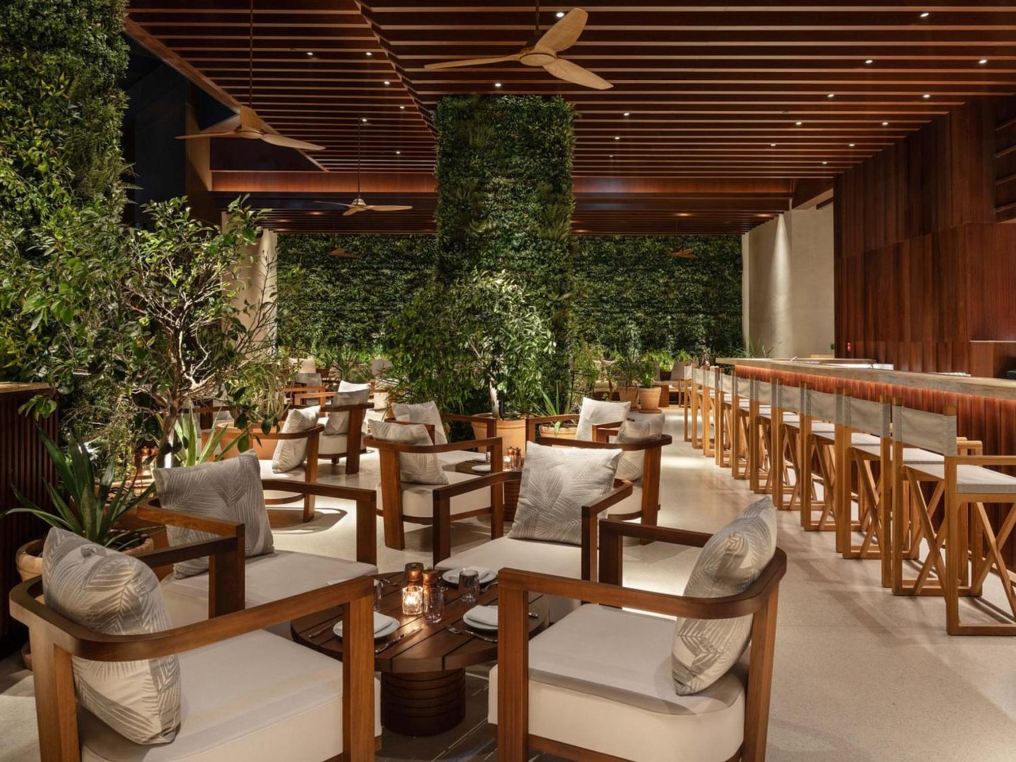 The Dubai Edition 외부 사진 The Bar
