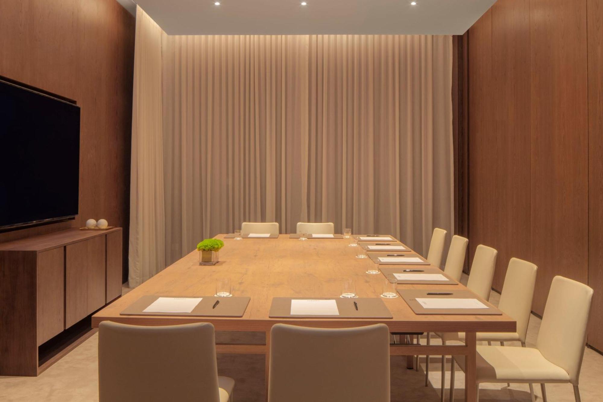 The Dubai Edition 외부 사진 Meeting room